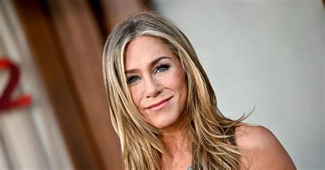 jennifer aniston naked body|Jennifer Aniston, 54, goes completely NAKED for very steamy。